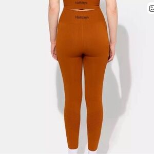 Halfdays Sofia Leggings in Caramel Rust Copper Orange size Medium